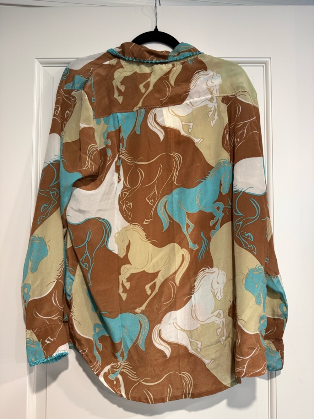 NWT! Chasing Horses Silk Oversized Shirt - Picture 6 of 7